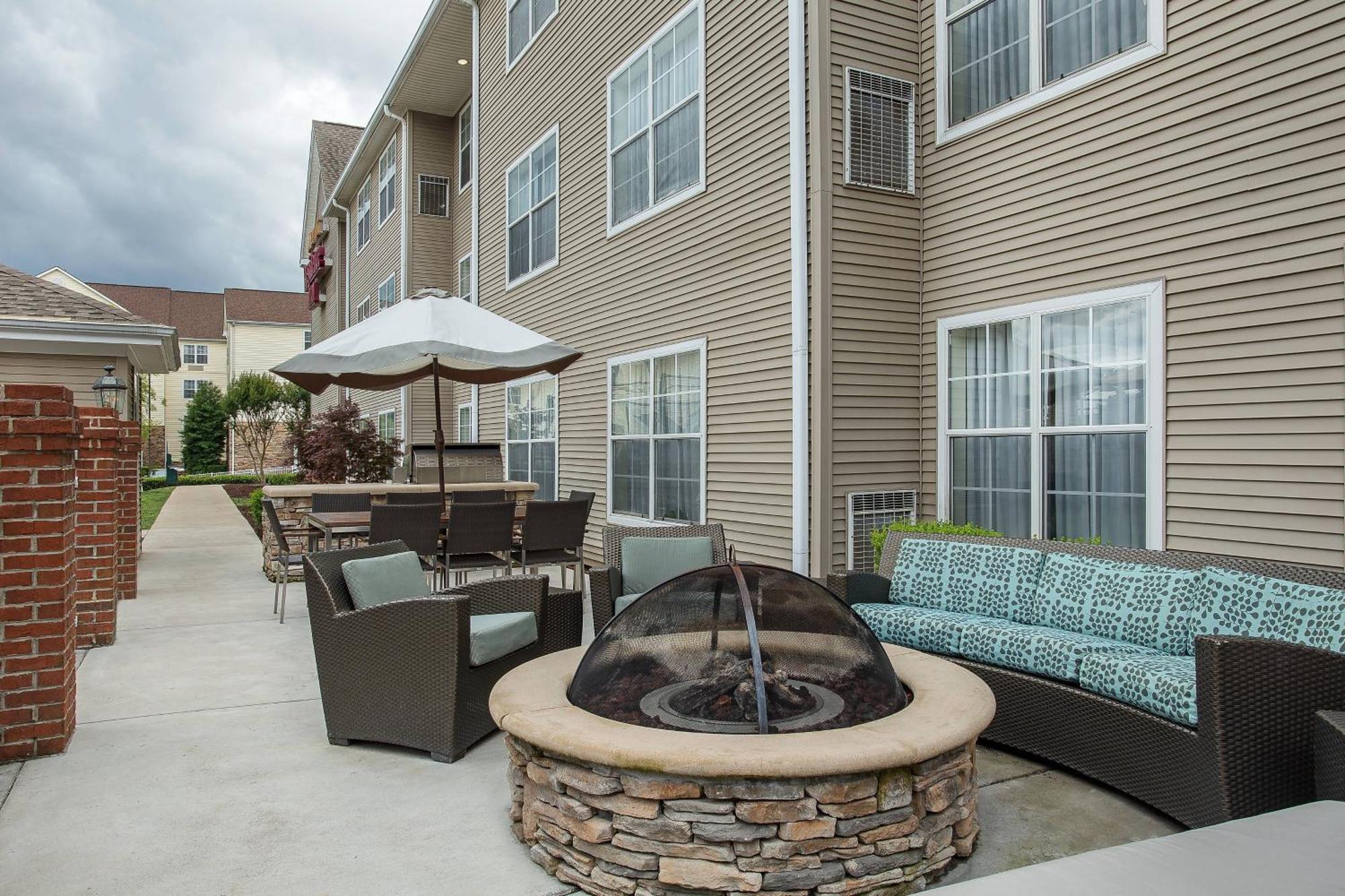 Residence Inn Knoxville Cedar Bluff Exterior foto