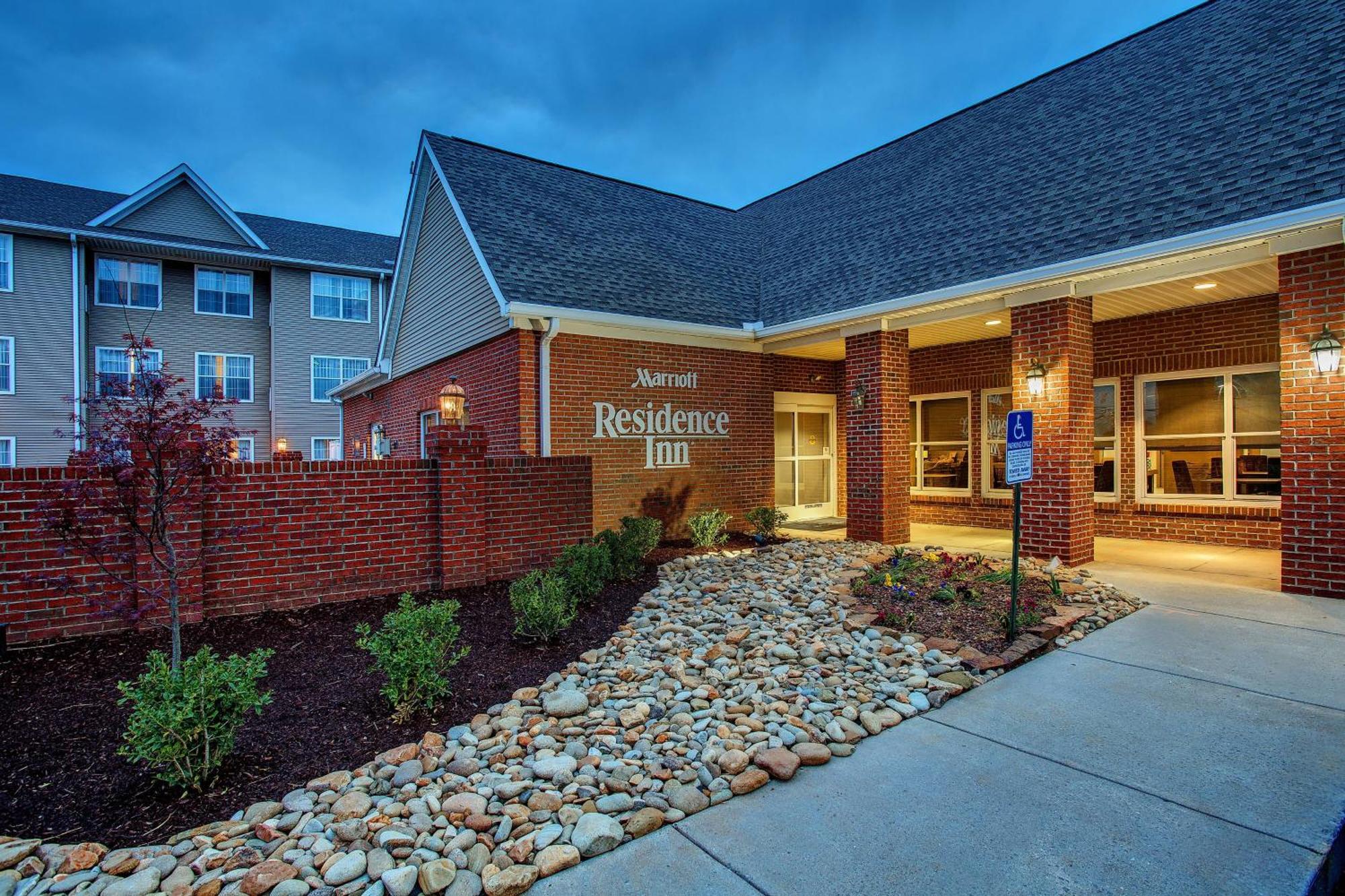 Residence Inn Knoxville Cedar Bluff Exterior foto